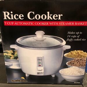 Salton White Rice Cooker with Steamer Basket - 7 Cup